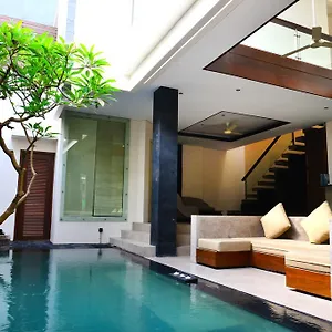 Villa Tentrem, Legian (Bali)